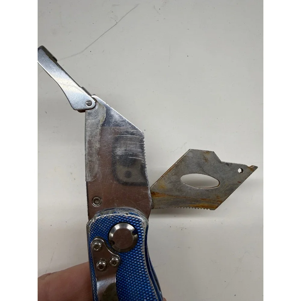 Sheffield Folding Utility Knife Blue Textured Aluminum Handle Pocket Clip
